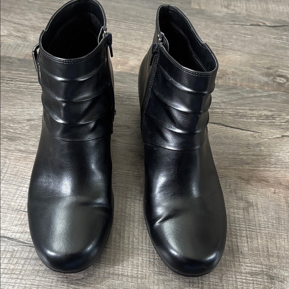 Comfort plus by Predictions Ankle Boots Size 11W - Picture 7 of 8